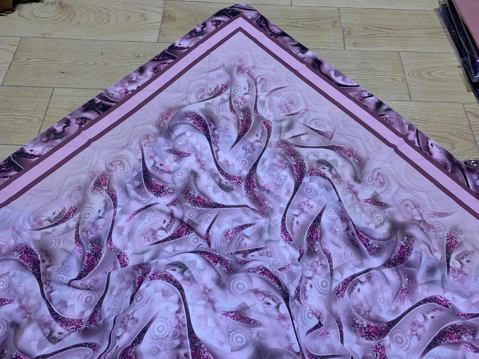 فولار ماليزي وردي بنفسجي