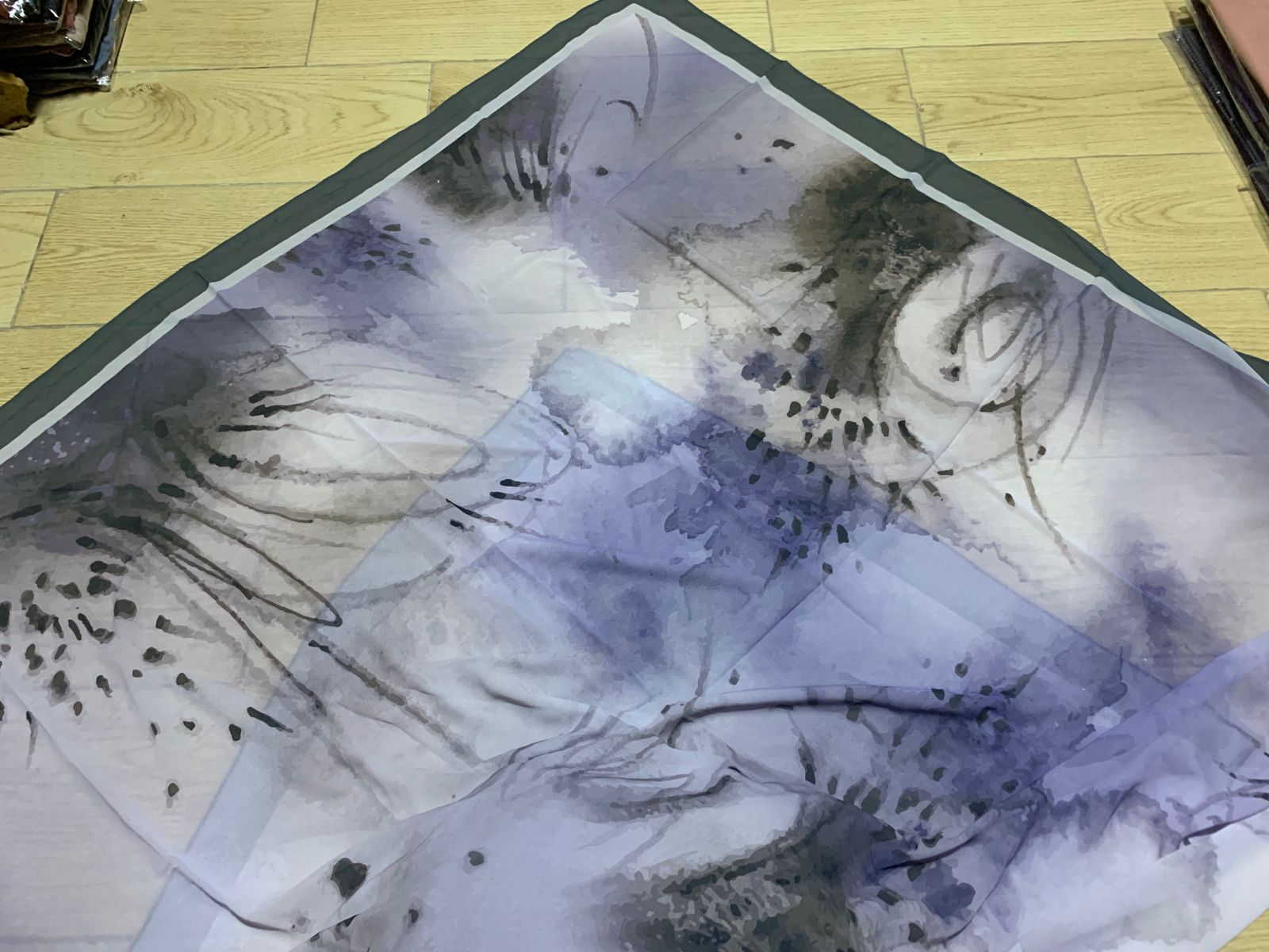 فولار ماليزي زيتي بنفسجي